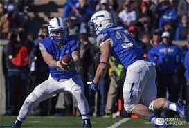 圣路易斯红雀王牌温赖特在 2023 年 9 月投出了其职业生涯最后一场胜投